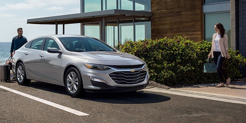 2021 Chevrolet Malibu front view